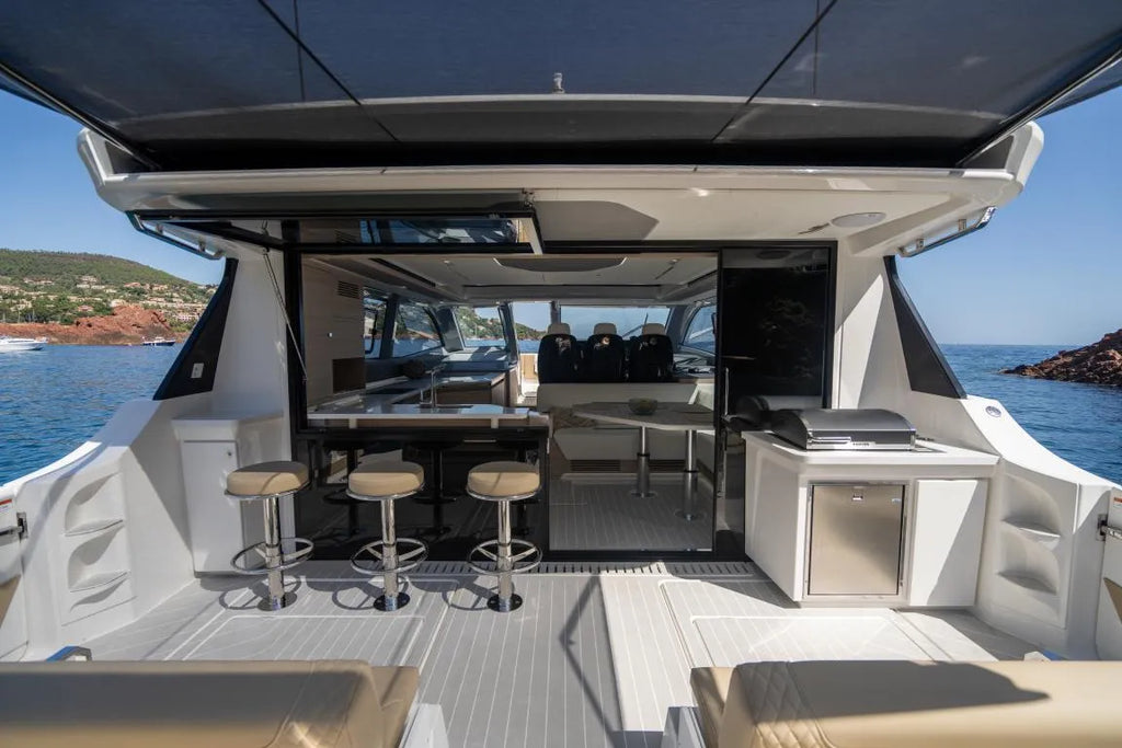 AQUILA 46 COUPE